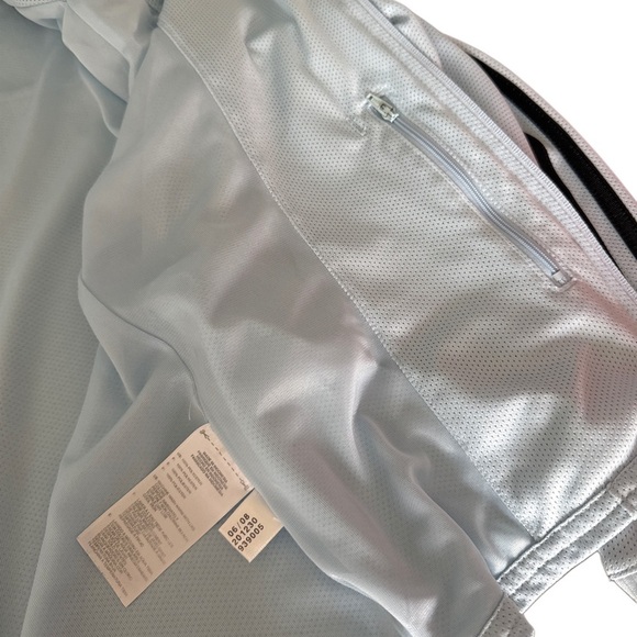 ADIDAS Women’s Track Cropped Baby Blue Jacket Sportwear Lightweight Size M - Picture 6 of 8
